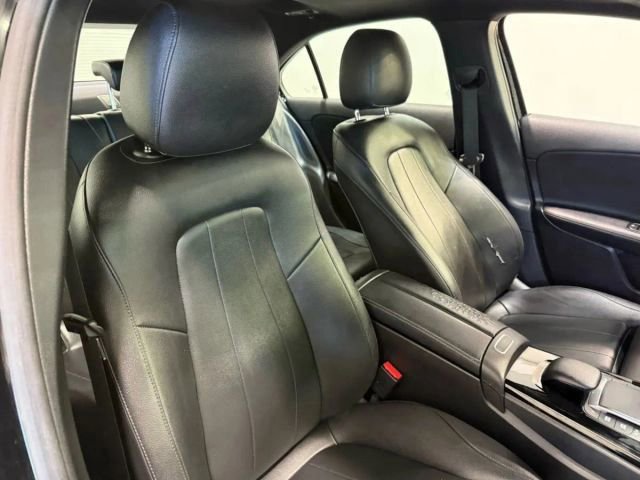 Used 2022 Mercedes-Benz A 220 image 27