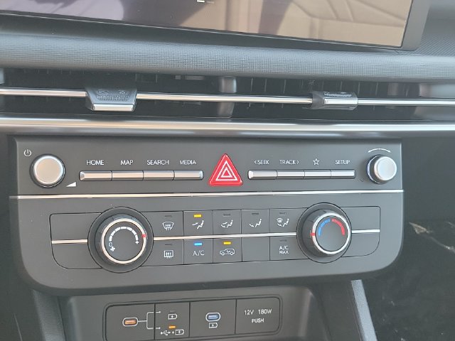New 2026 Hyundai Tucson SE FWD image 12