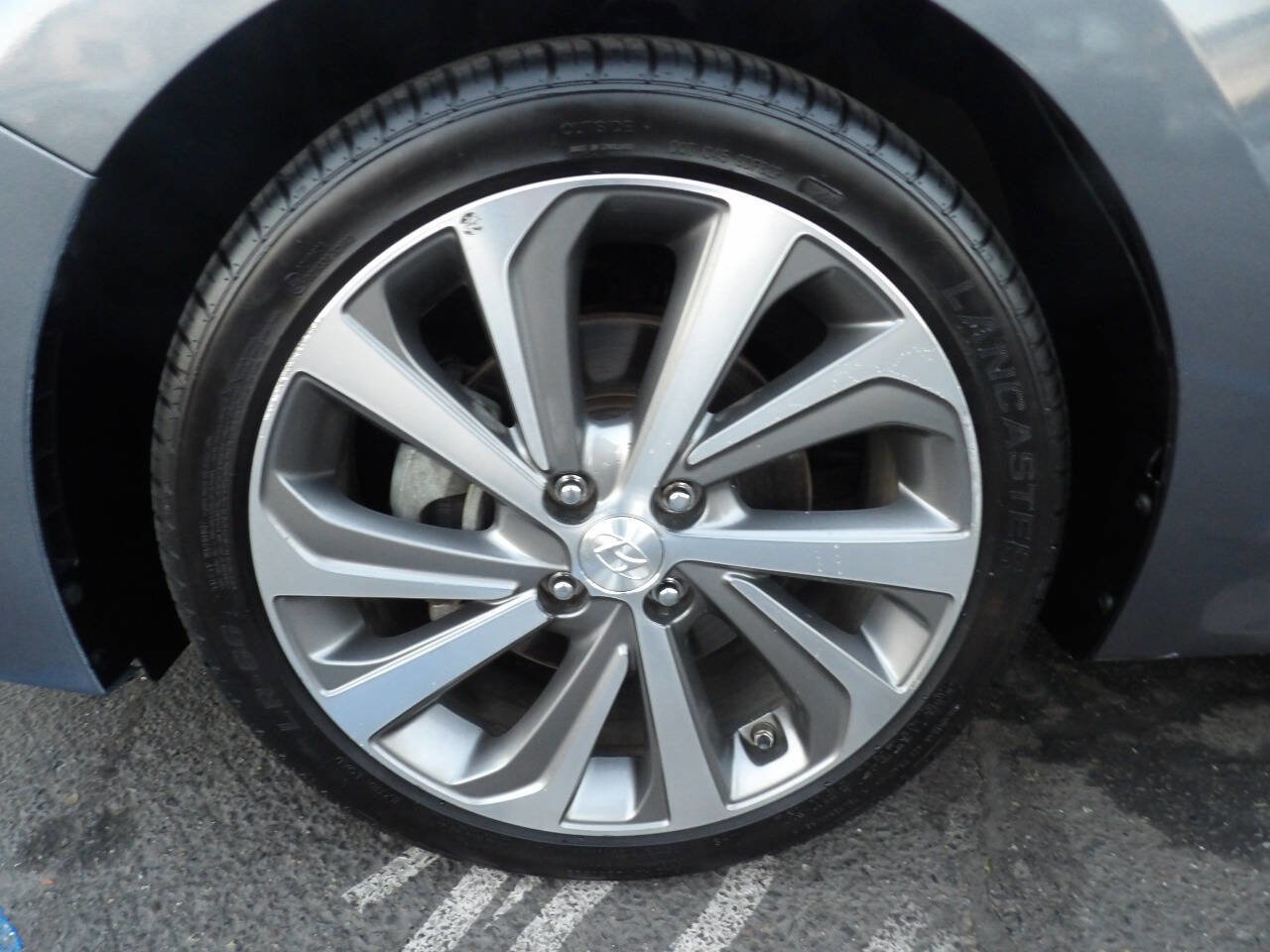 Used 2019 Hyundai Accent Limited image 15