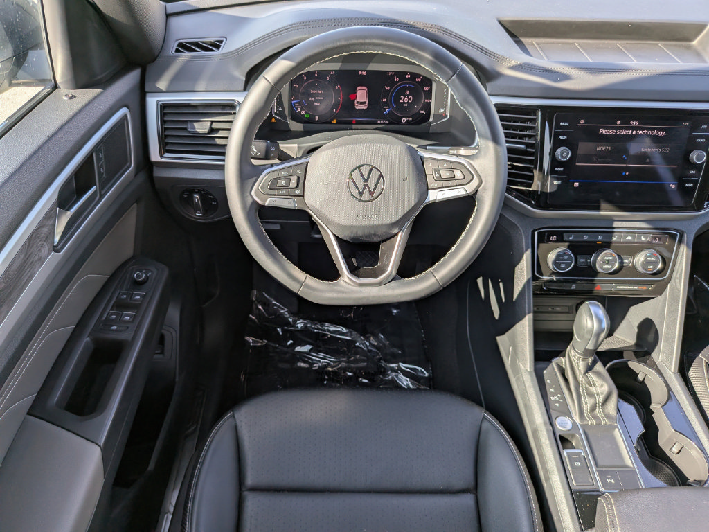Certified 2023 Volkswagen Atlas Cross Sport SE FWD image 15