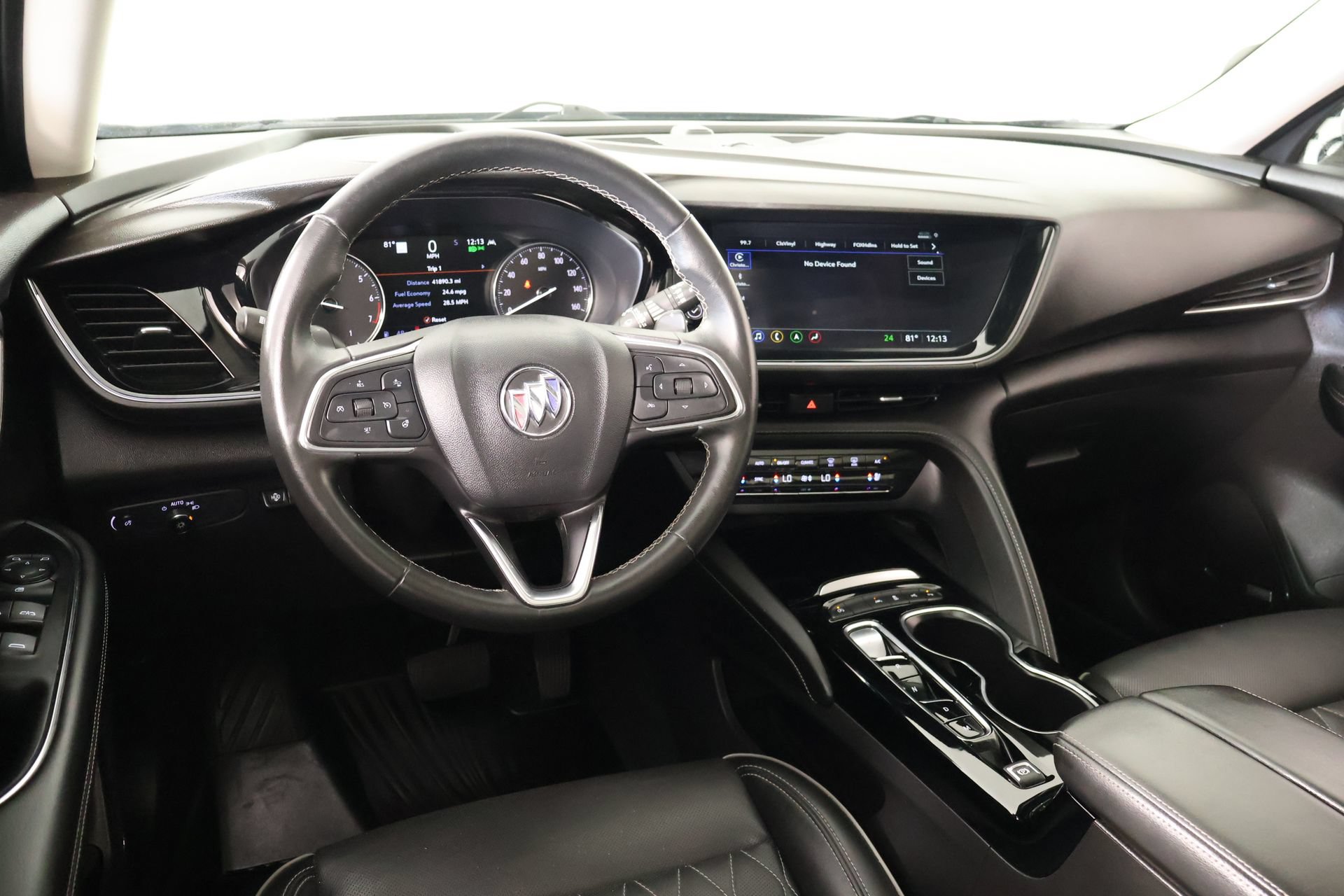 Used 2023 Buick Envision Avenir FWD image 2