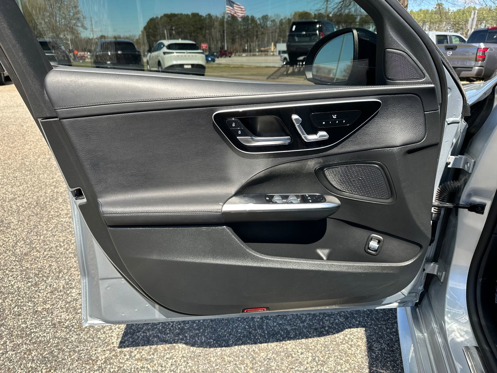 Used 2023 Mercedes-Benz C 300 4MATIC Sedan image 8