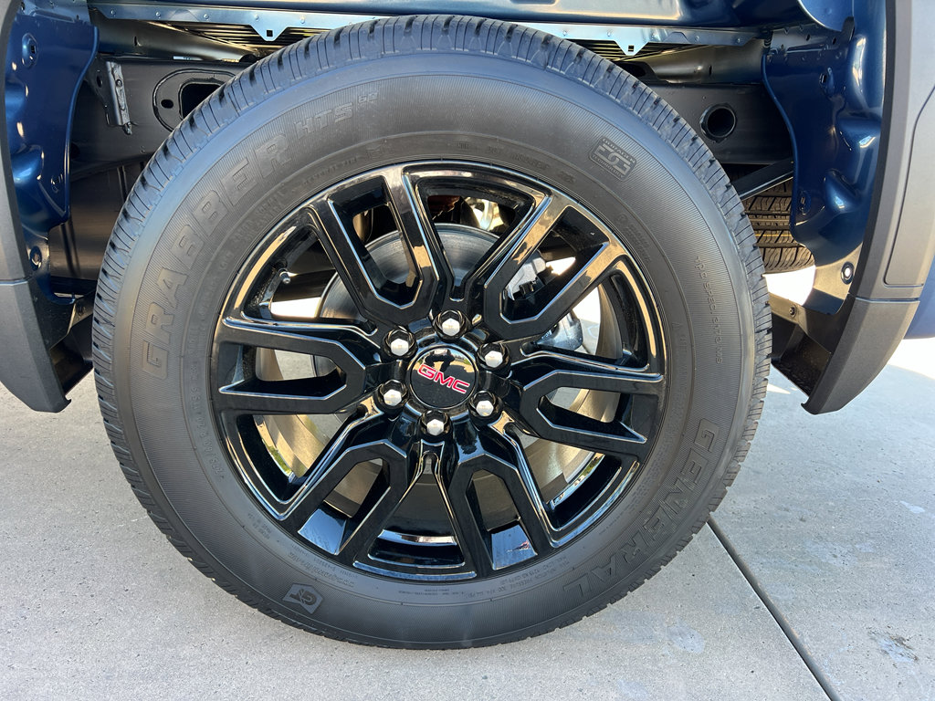 New 2026 GMC Sierra 1500 Elevation image 7