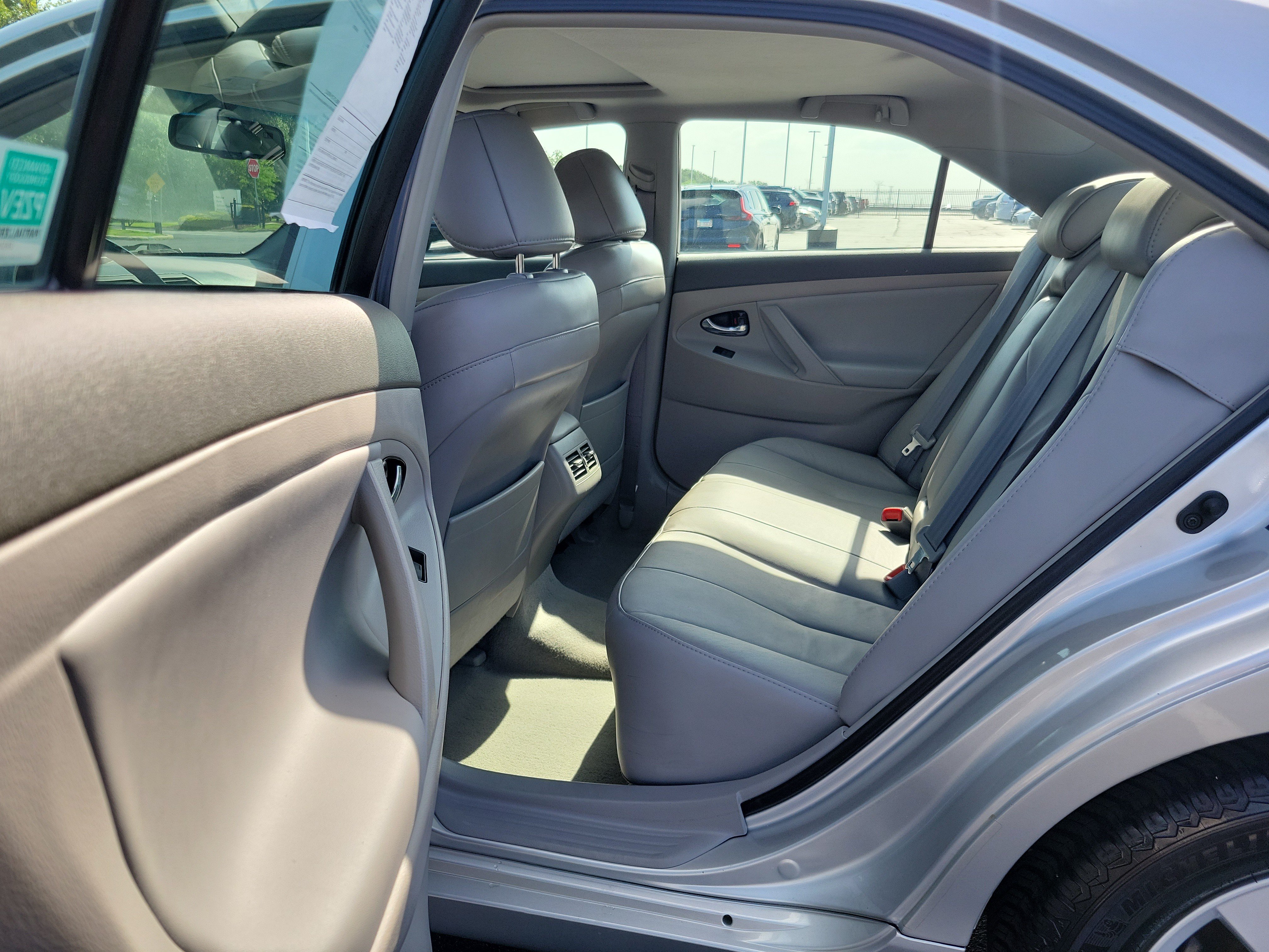 Used 2009 Toyota Camry Hybrid FWD image 11