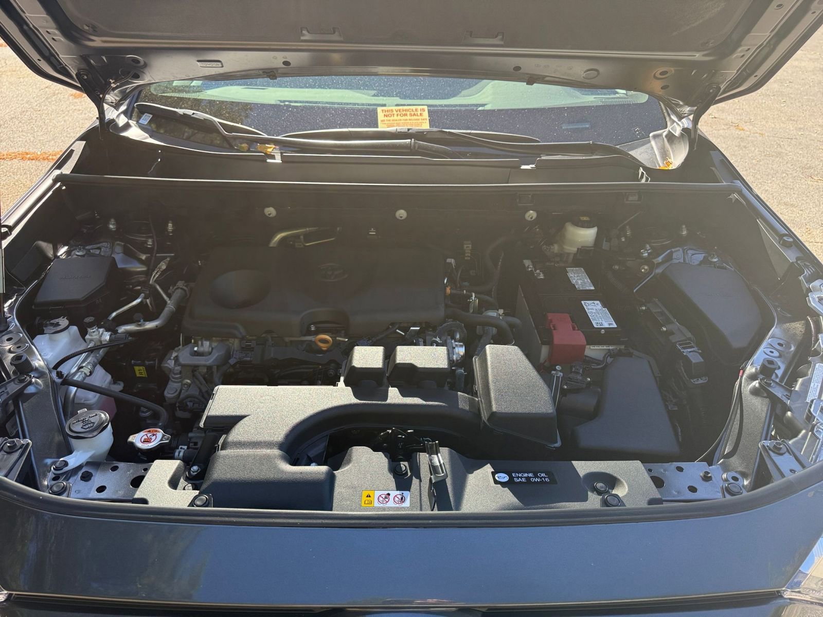 Used 2025 Toyota RAV4 XLE image 32