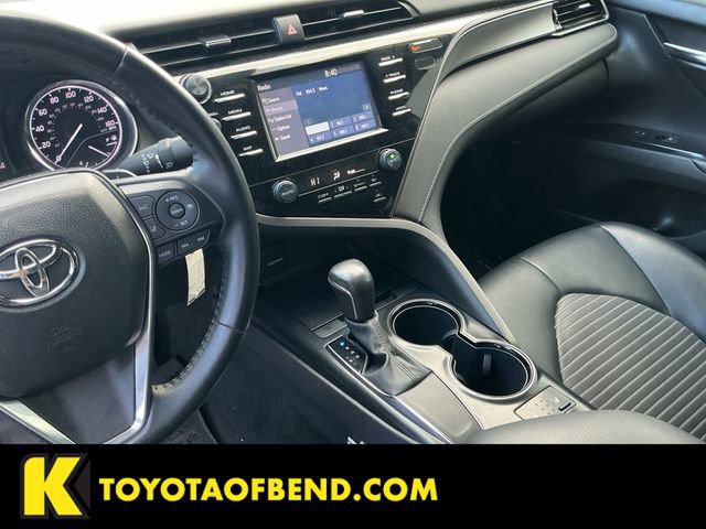 Used 2020 Toyota Camry SE image 25