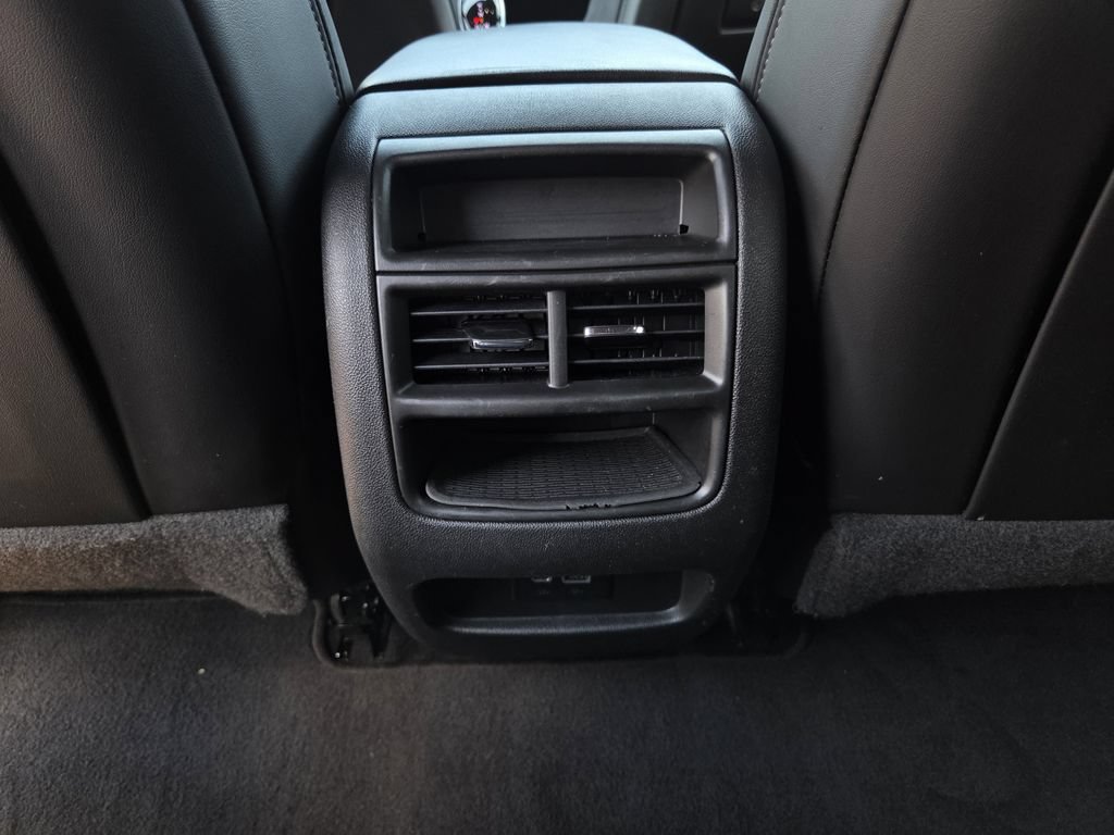 Used 2021 Cadillac XT5 Premium Luxury FWD image 23