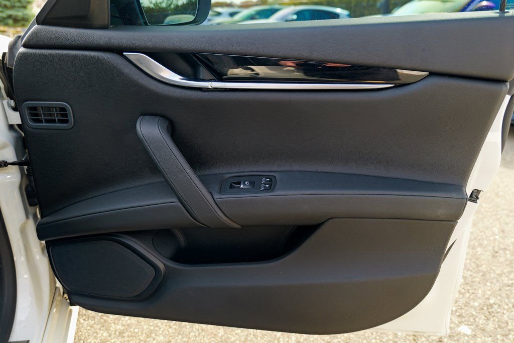 Used 2022 Maserati Ghibli Modena Q4 image 30