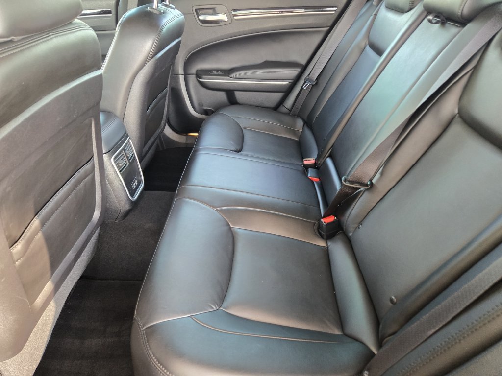 Used 2023 Chrysler 300 Touring L RWD image 33