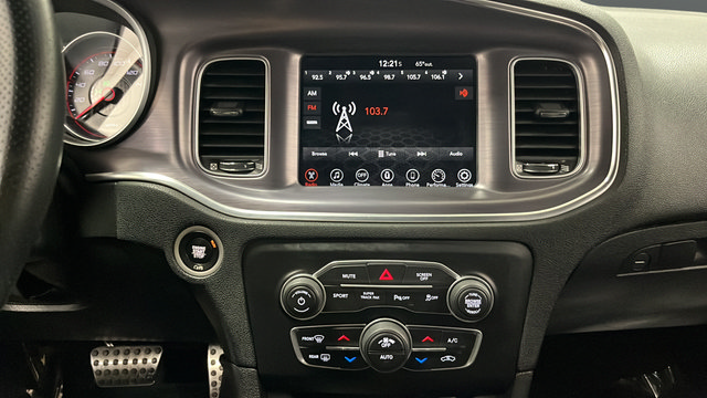 Used 2017 Dodge Charger R/T Scat Pack RWD image 12