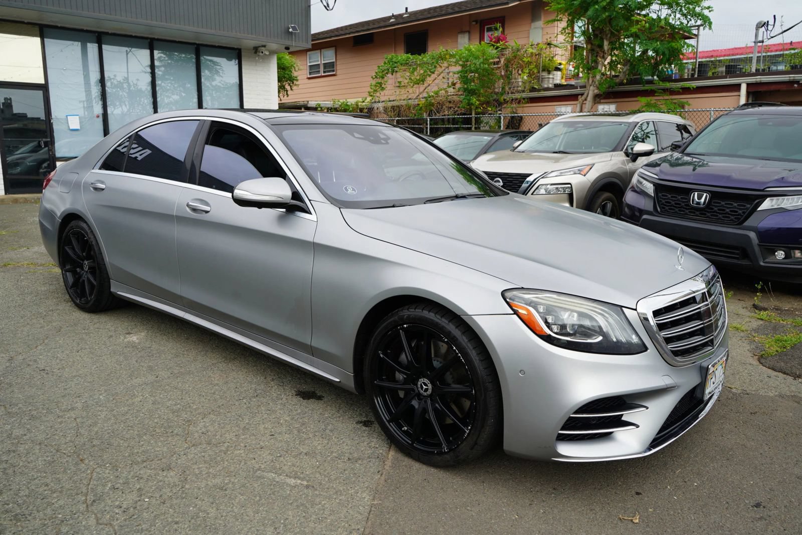 Used 2018 Mercedes-Benz S 560 Sedan image 4