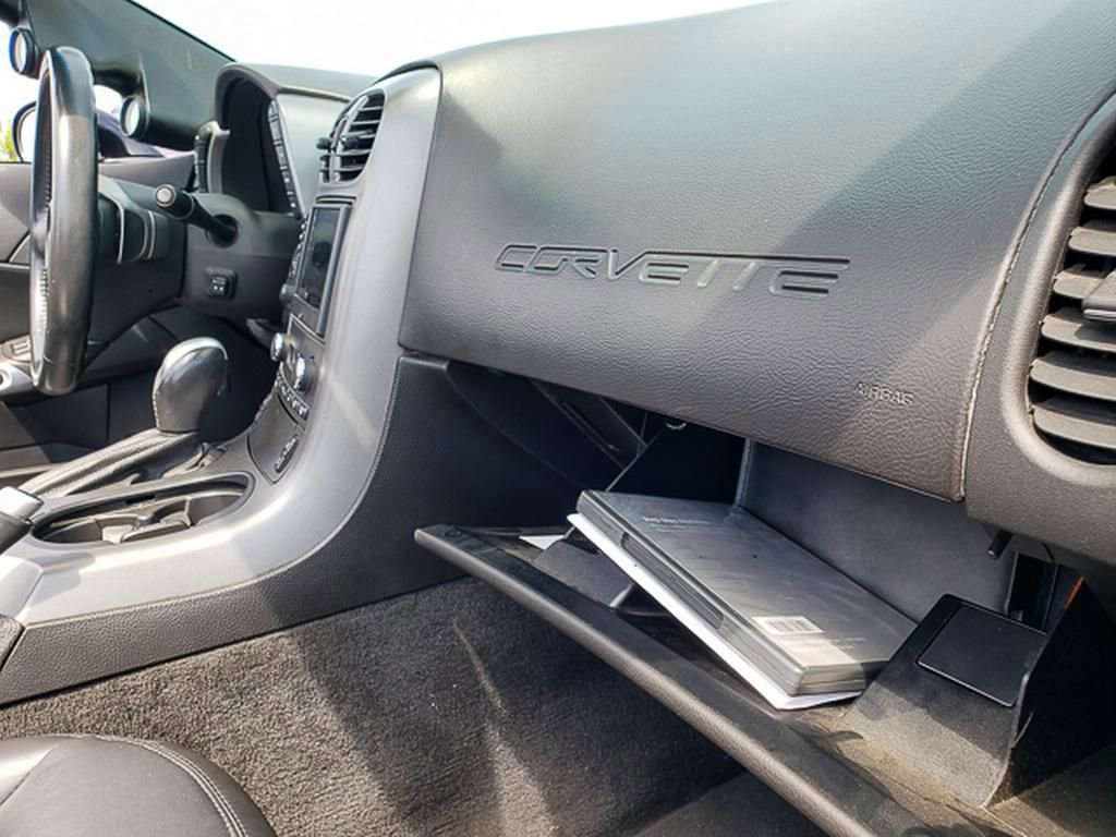 Used 2006 Chevrolet Corvette Convertible w/ Preferred Equipment Group image 28