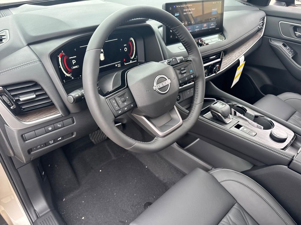 New 2026 Nissan Rogue Platinum image 16