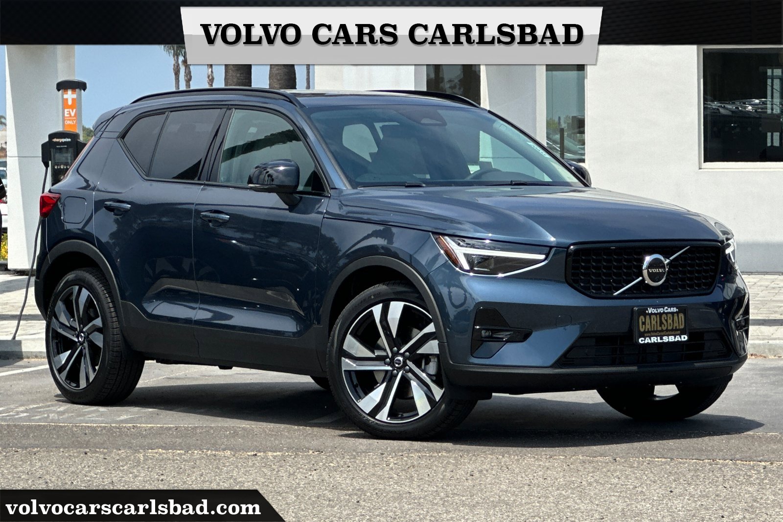 New 2026 Volvo XC40 B5 Ultra w/ Climate Package