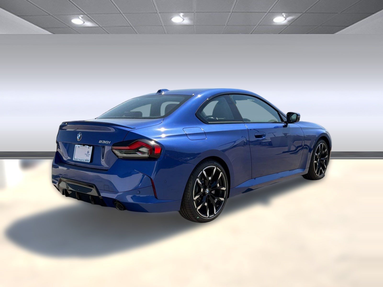 Used 2026 BMW 230i Coupe w/ M Sport Package RWD image 9