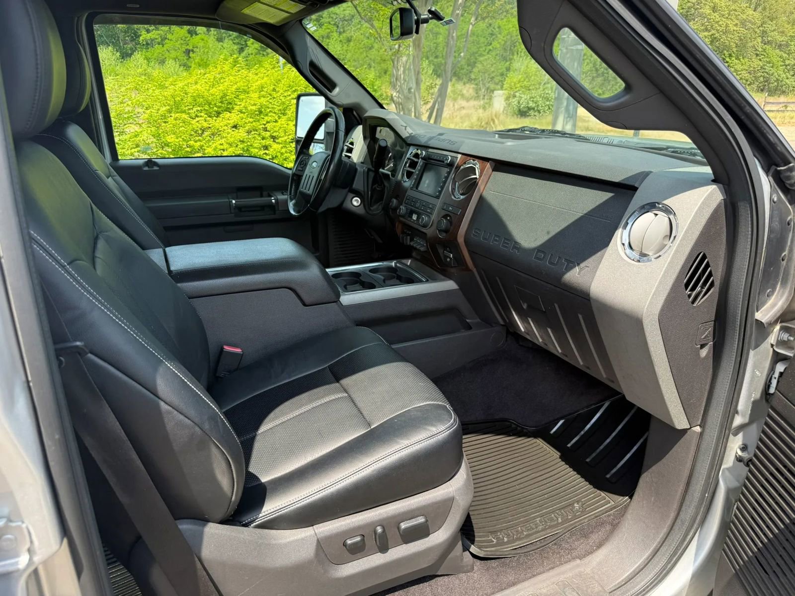 Used 2011 Ford F250 Lariat w/ Lariat Ultimate Pkg AWD/4WD image 50