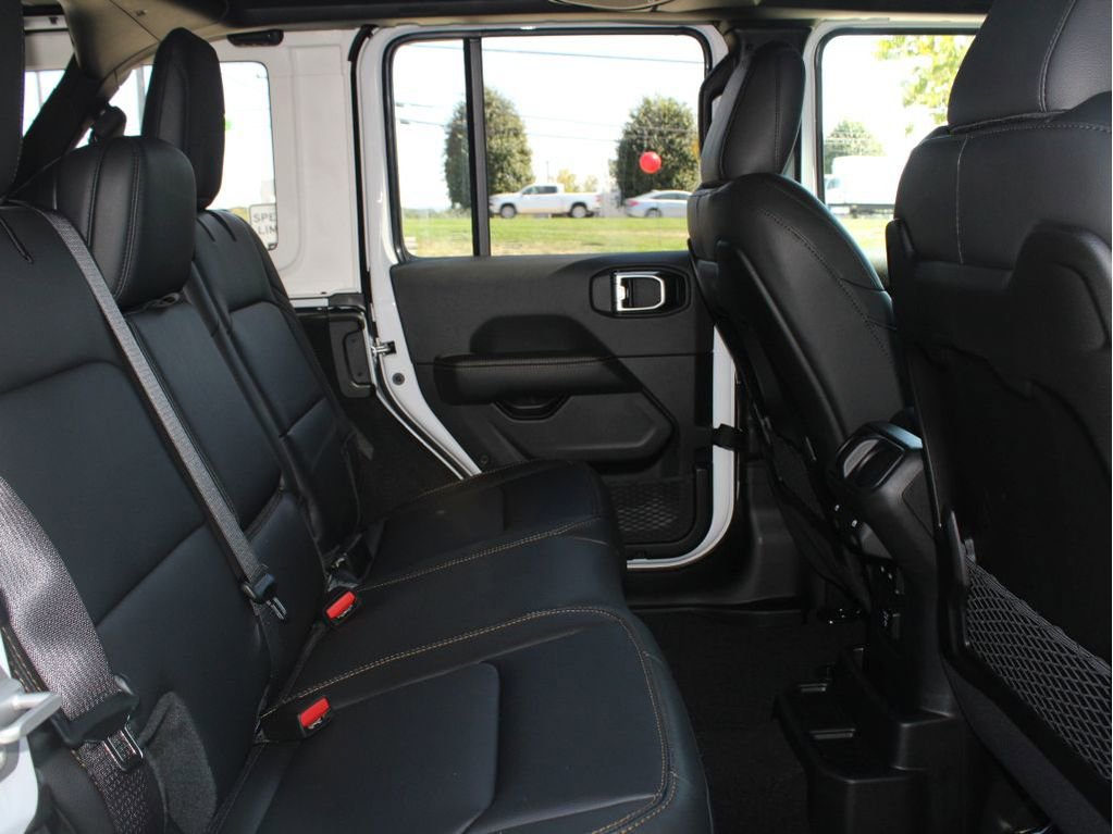 New 2025 Jeep Wrangler Sahara image 31