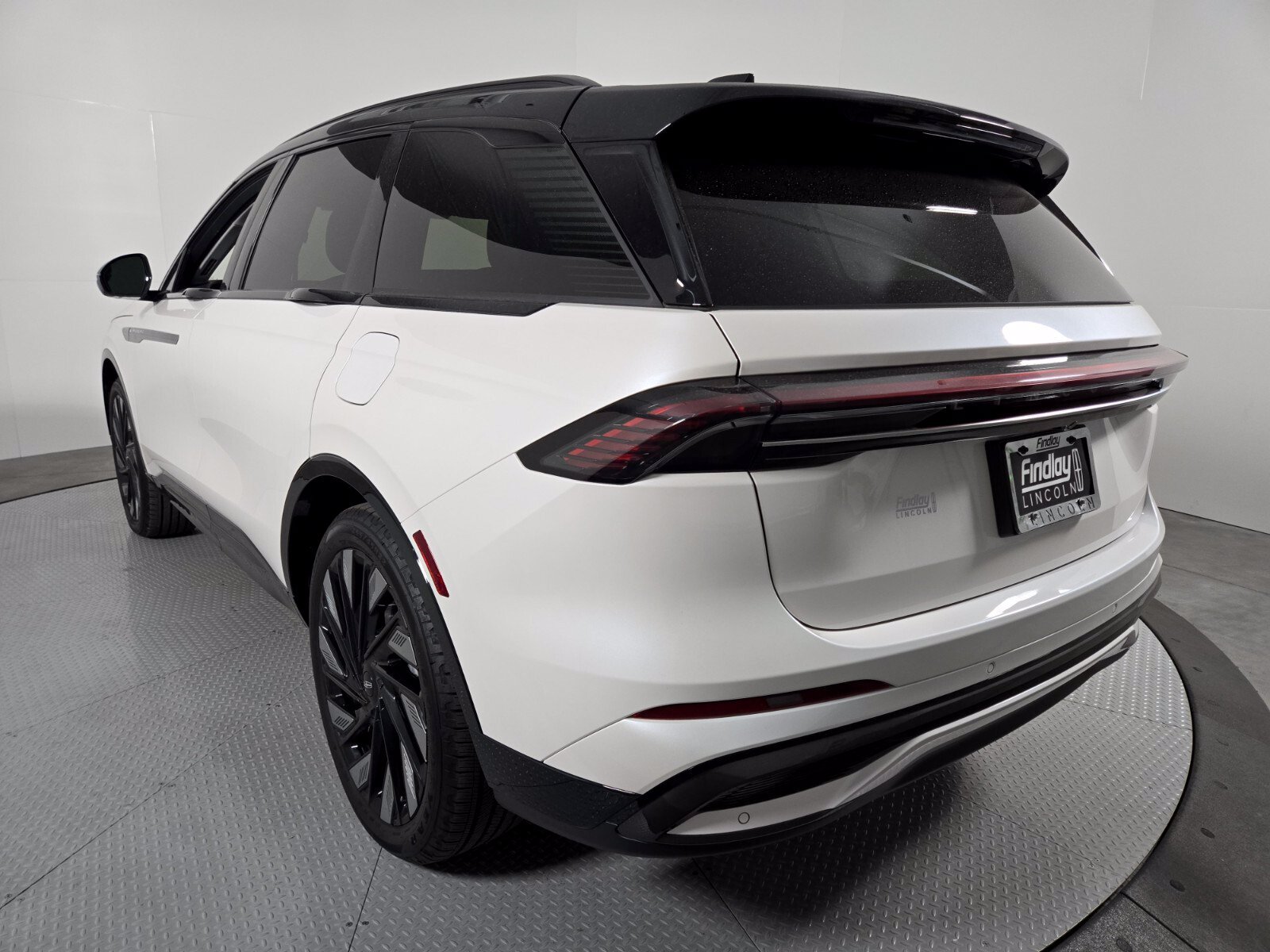 New 2026 Lincoln Nautilus Reserve AWD/4WD image 7