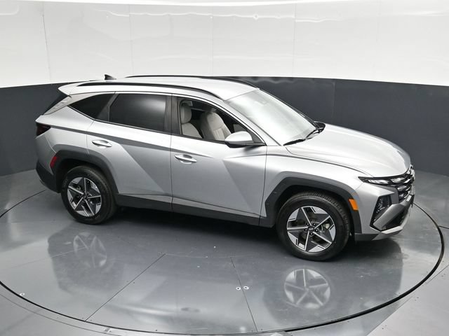Used 2025 Hyundai Tucson SEL AWD/4WD image 47