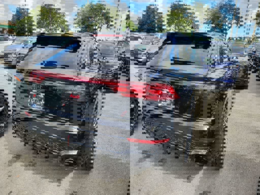 New 2026 Audi RS Q8 performance image 8