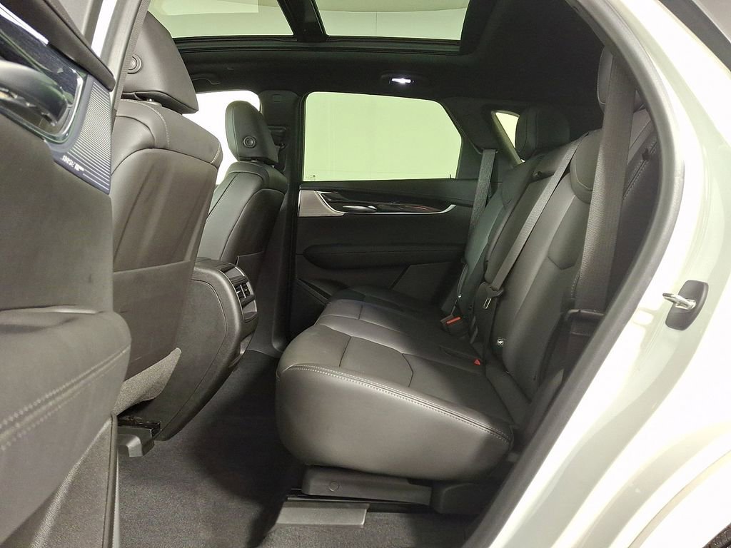 Used 2023 Cadillac XT5 Premium Luxury w/ LPO, Floor Liner Package AWD/4WD image 12