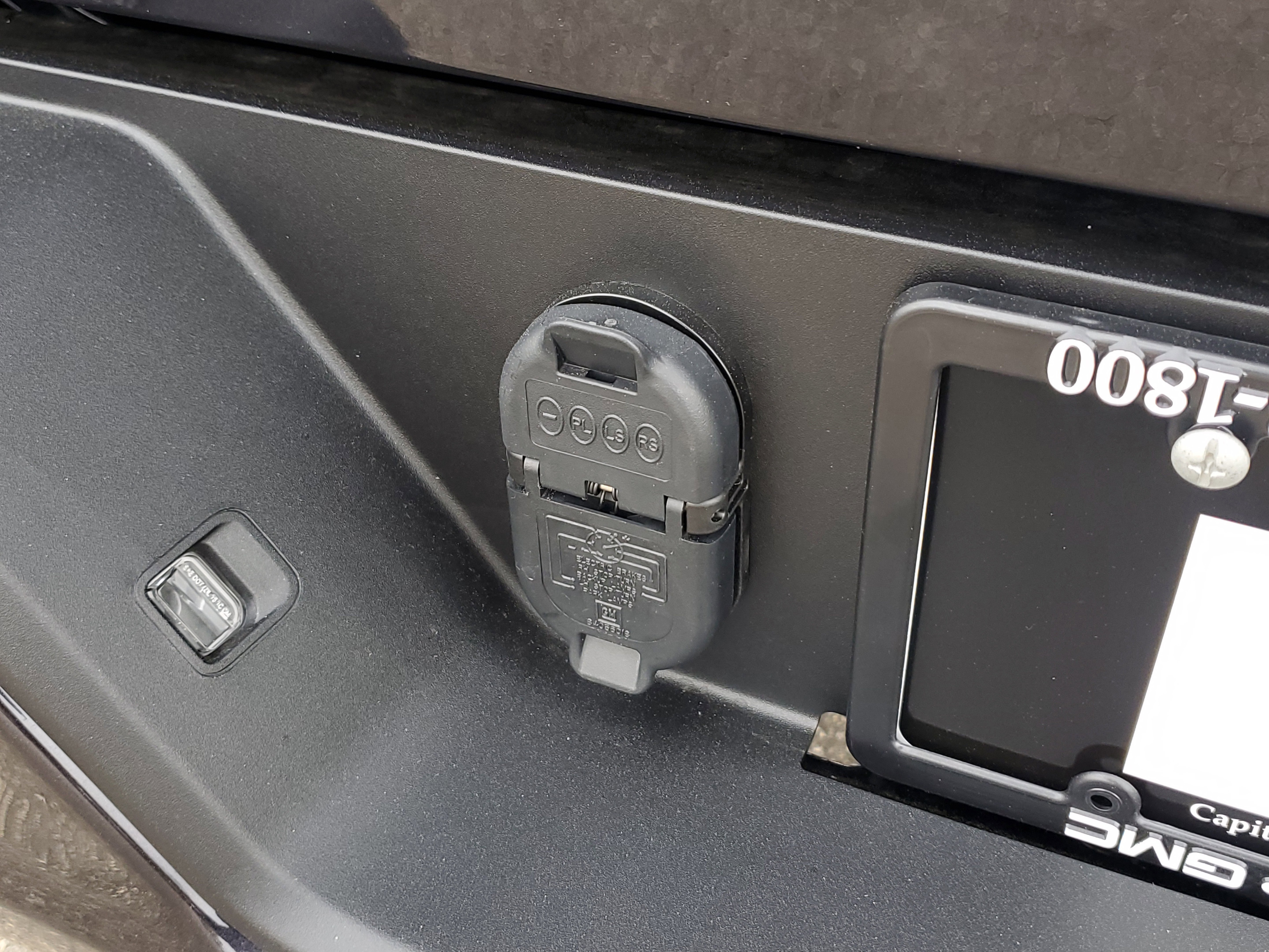 New 2025 GMC Sierra 1500 Elevation image 8