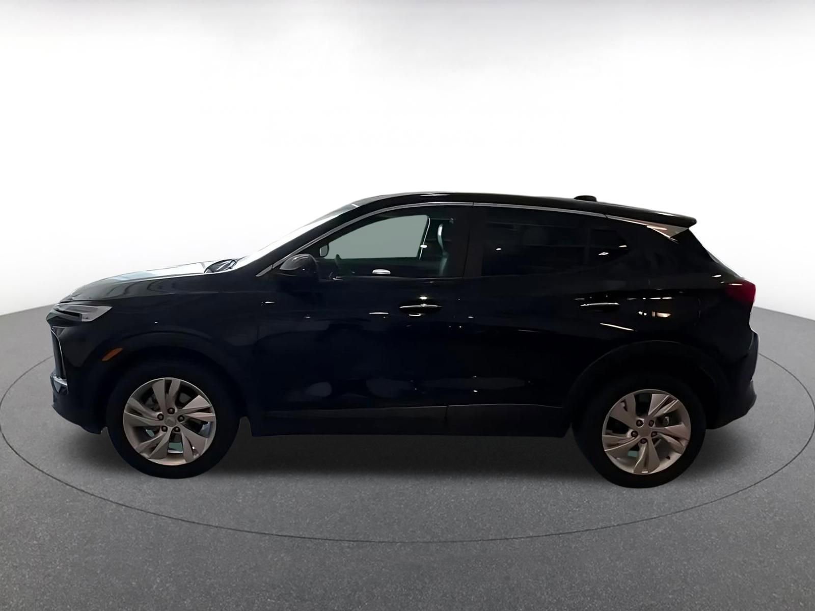 Used 2025 Buick Encore GX Preferred FWD image 8