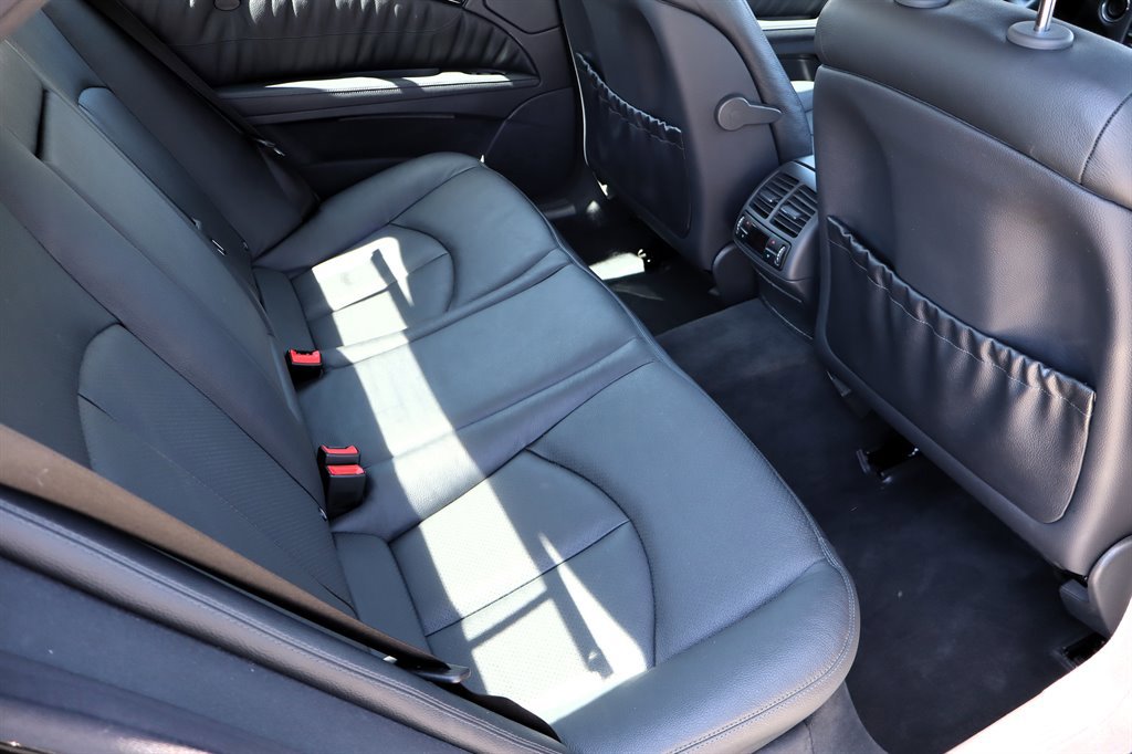 Used 2005 Mercedes-Benz E 500 4MATIC Sedan image 20