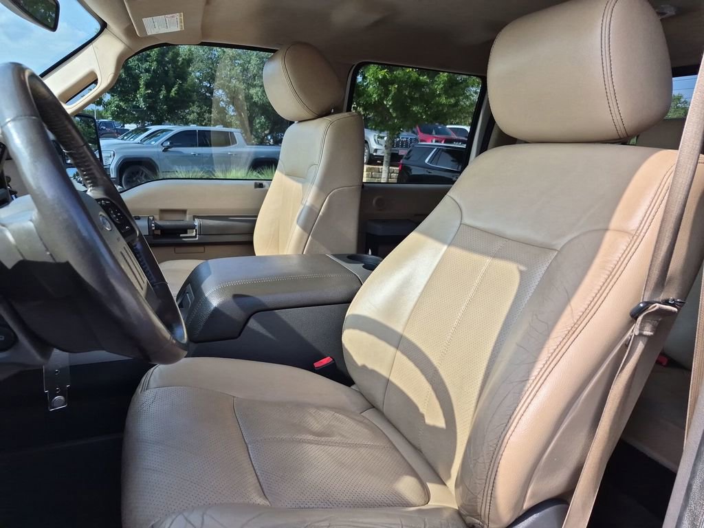 Used 2015 Ford F250 Lariat w/ Lariat Interior Package AWD/4WD image 21