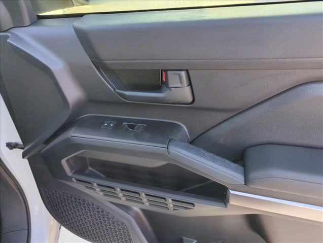 Certified 2025 Toyota 4Runner SR5 AWD/4WD image 26