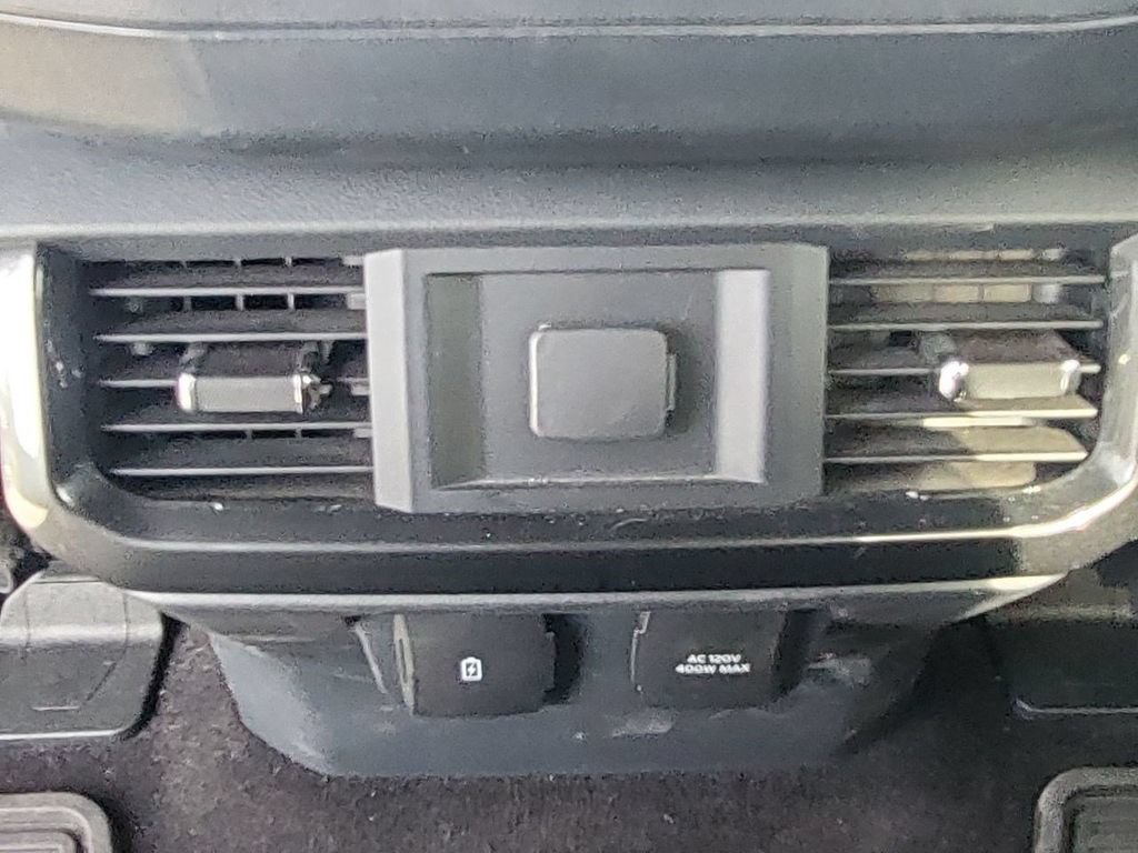 Used 2022 Ford F150 XLT w/ Equipment Group 301A Mid AWD/4WD image 26
