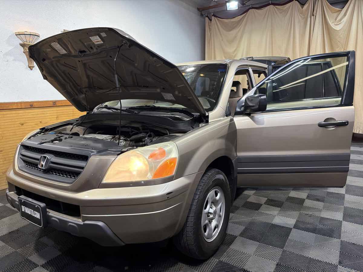 Used 2004 Honda Pilot LX image 12