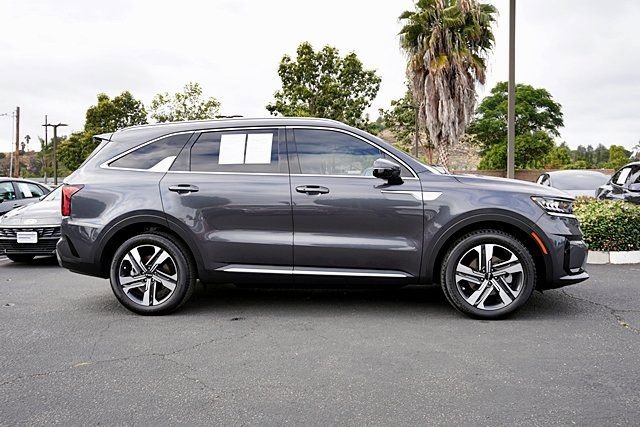 Used 2023 Kia Sorento EX AWD/4WD image 7