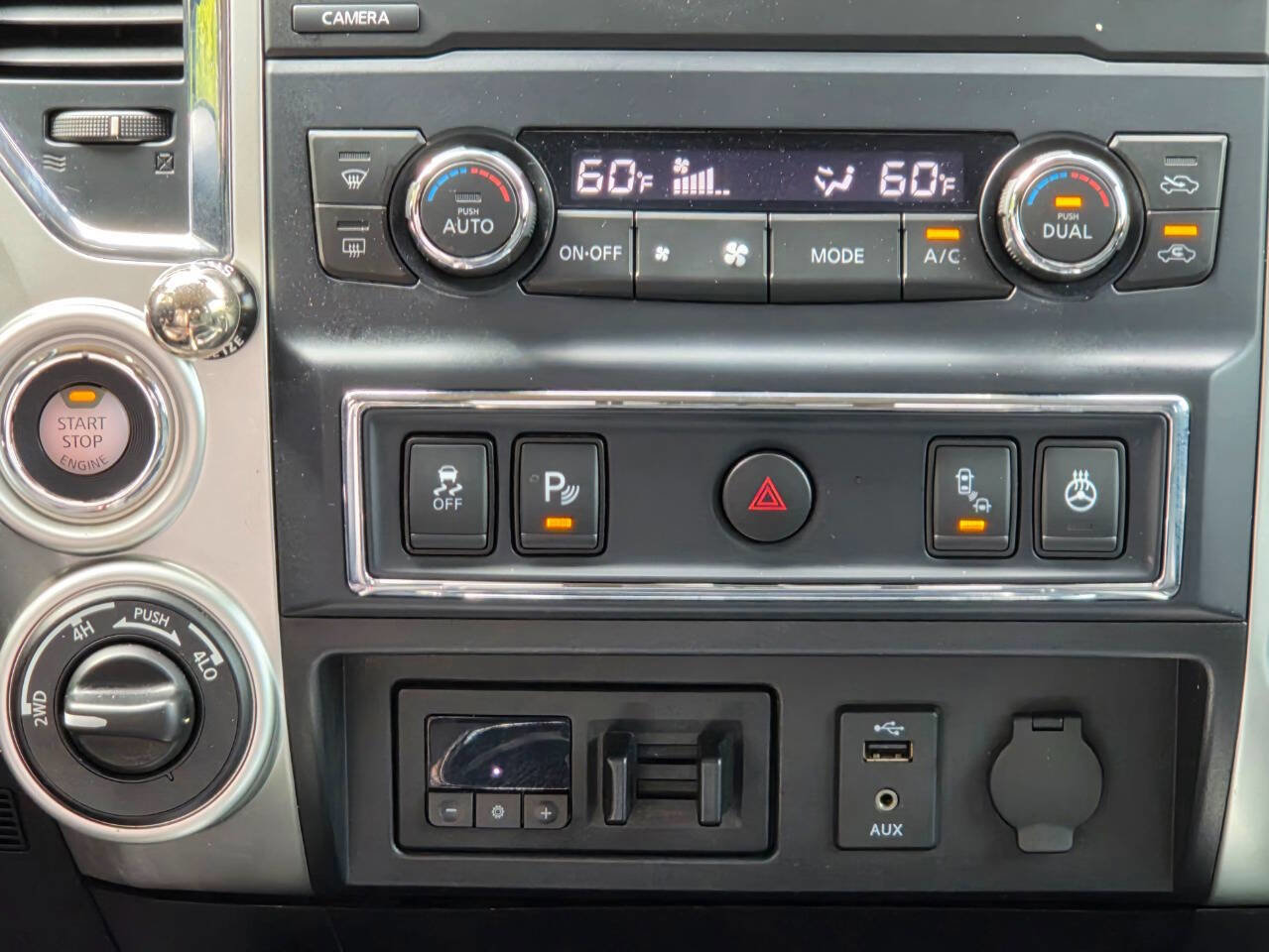 Used 2017 Nissan Titan PRO-4X w/ Pro-4x Convenience Package image 28