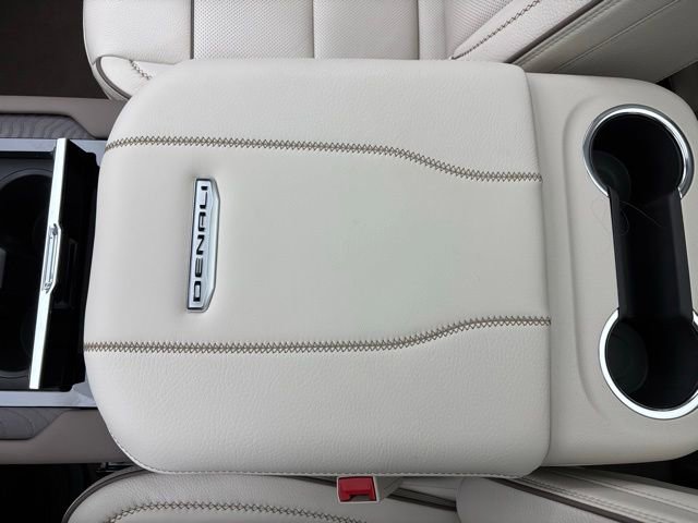 New 2026 GMC Yukon Denali w/ Denali Reserve Package image 34