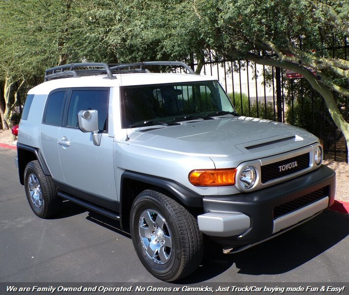 Used 2007 Toyota FJ Cruiser 4WD image 1
