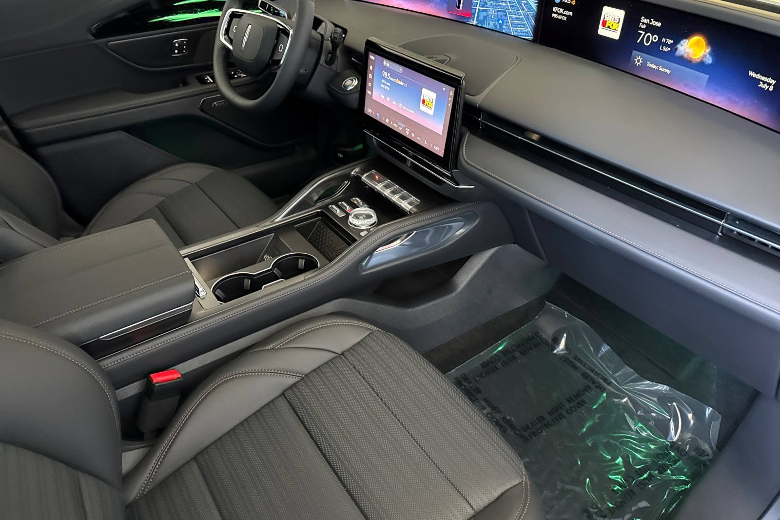 New 2026 Lincoln Nautilus Reserve AWD/4WD image 12