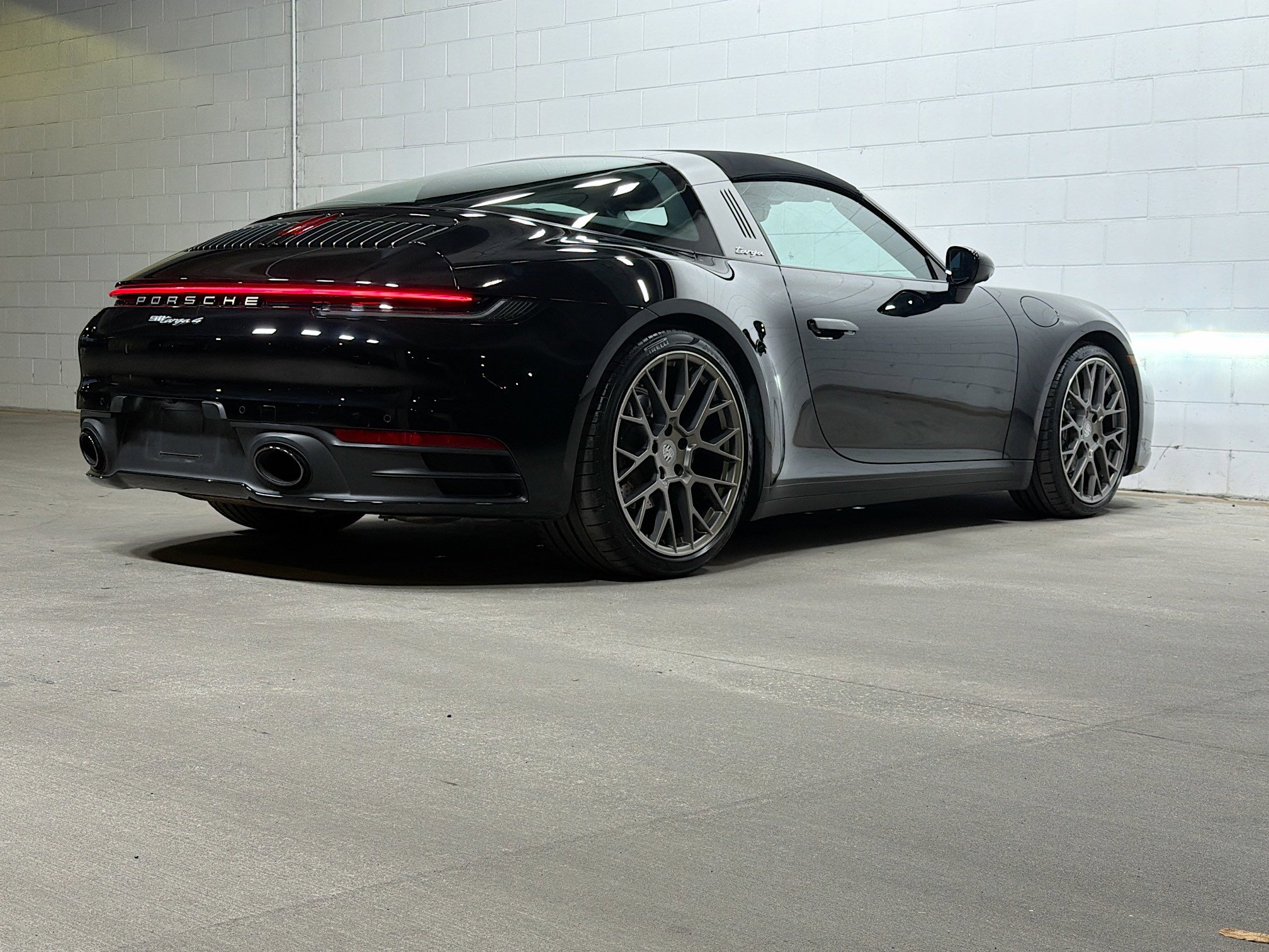 Used 2022 Porsche 911 Targa 4 image 7