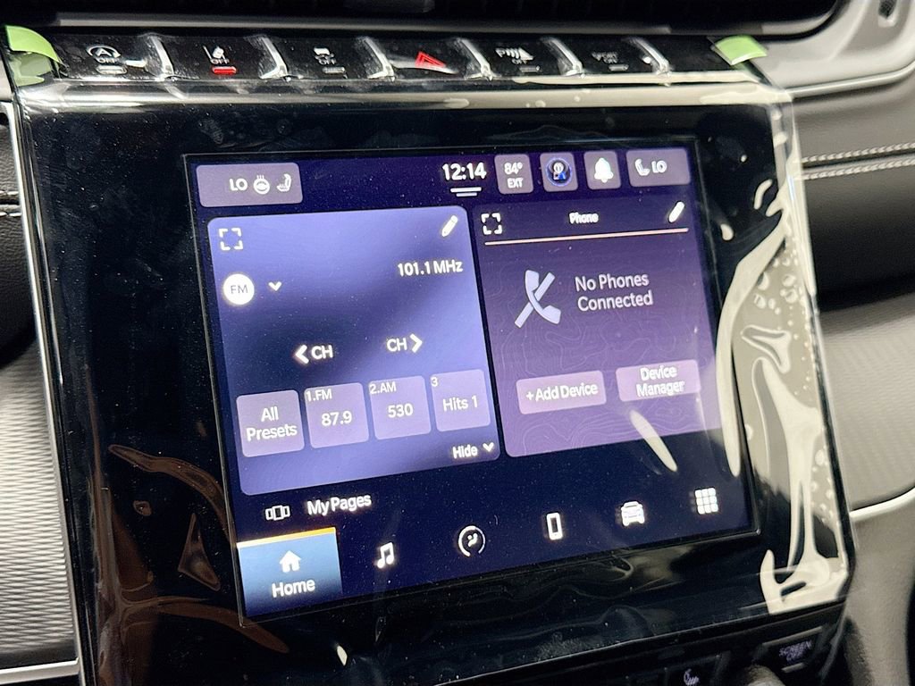 New 2025 Jeep Grand Cherokee L Laredo image 36