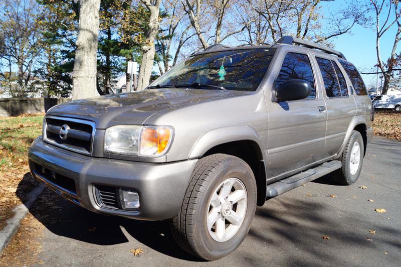 Used 2003 Nissan Pathfinder SE image 3