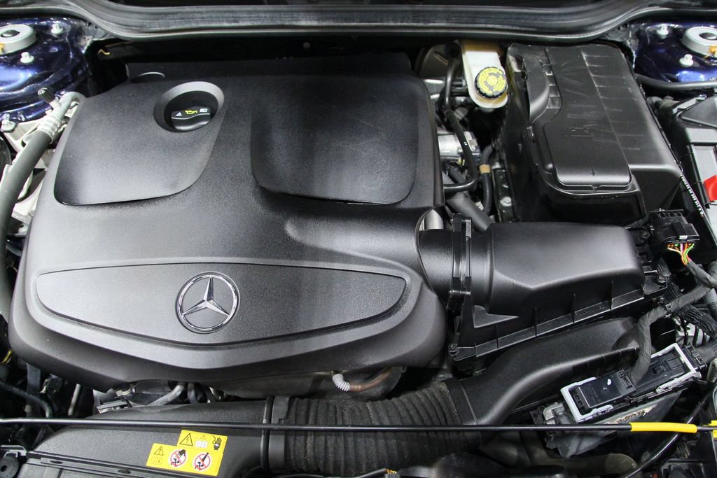 Used 2018 Mercedes-Benz CLA 250 4MATIC image 29