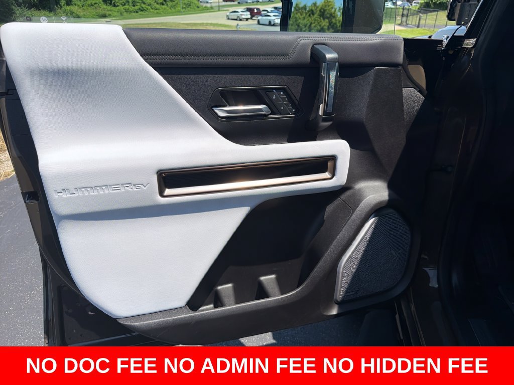 Used 2025 GMC Hummer EV 3X w/ LPO, Illumination Package AWD/4WD image 12