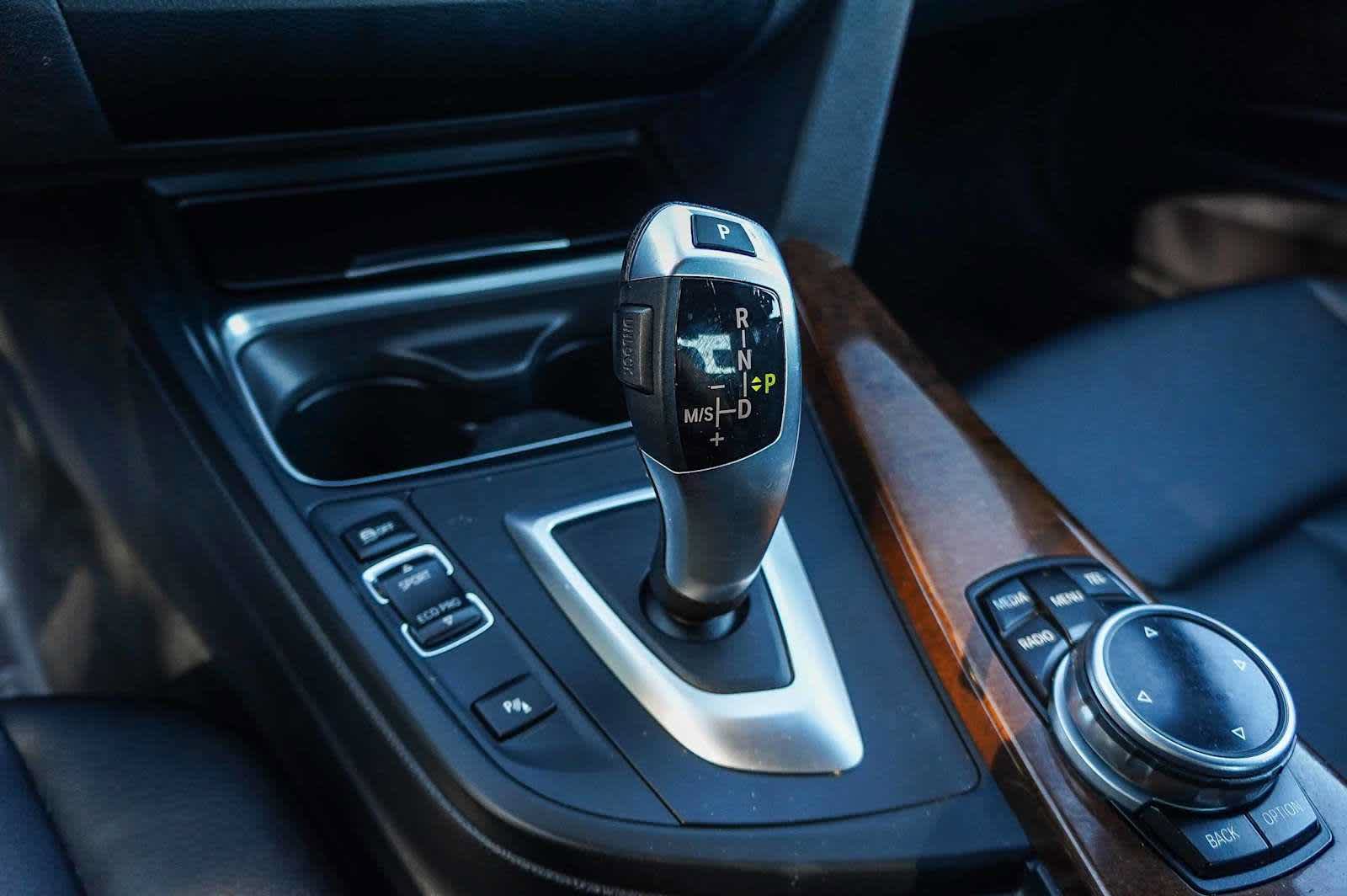 Used 2015 BMW 328i Sedan RWD image 21