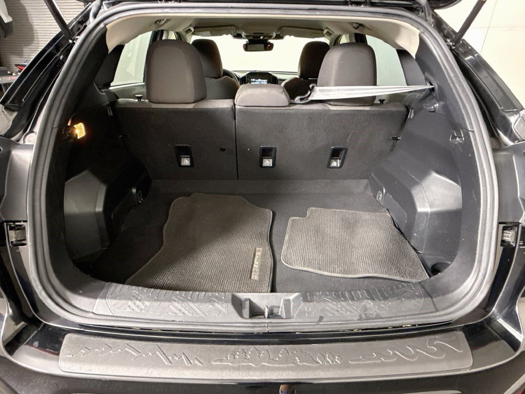 Used 2024 Subaru Crosstrek 2.0i w/ Crosstrek Mirror Package AWD/4WD image 33