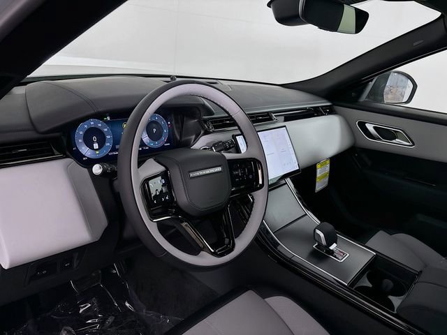 Used 2026 Land Rover Range Rover Velar Dynamic SE AWD/4WD image 9