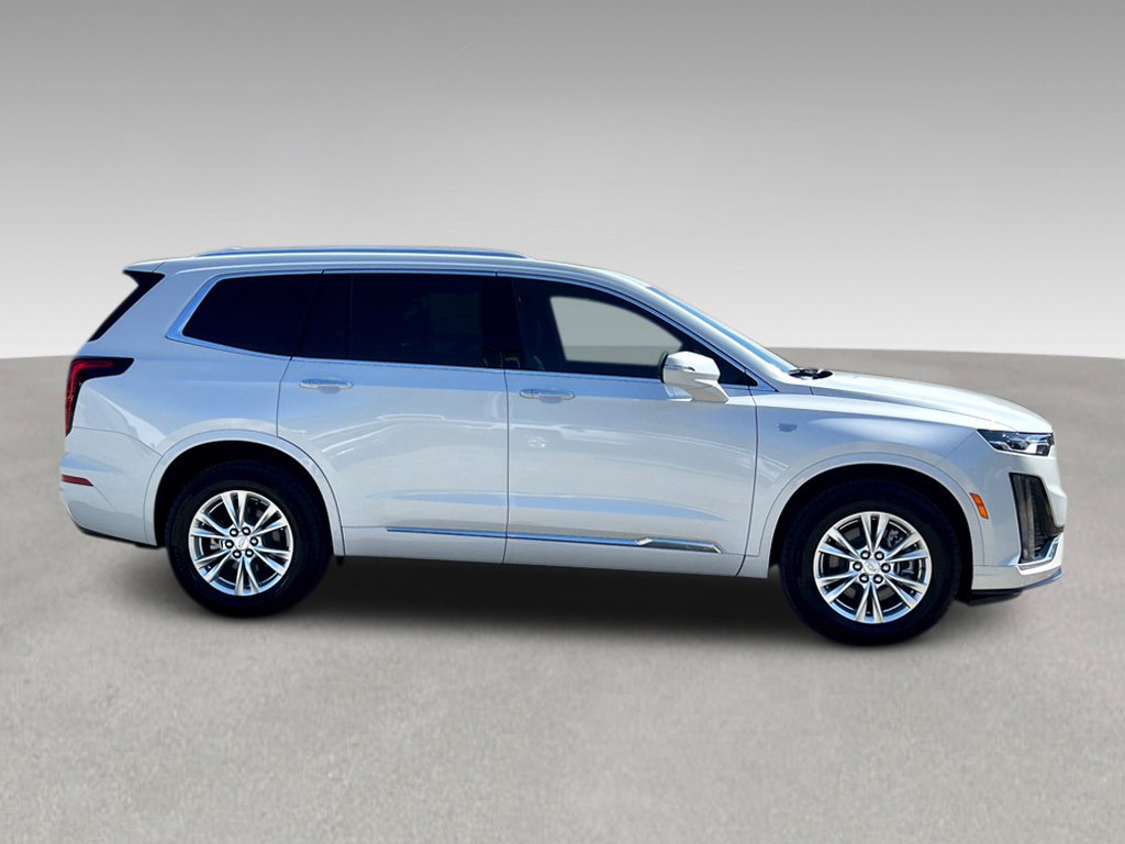 New 2025 Cadillac XT6 Luxury image 31