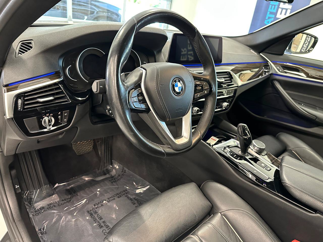 Used 2019 BMW 530i w/ Convenience Package RWD image 17