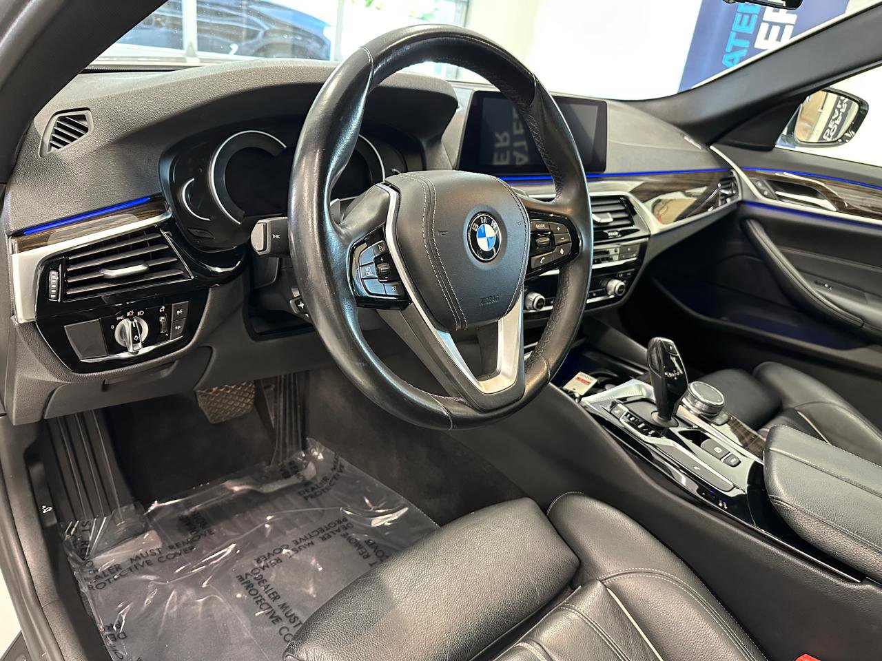Used 2019 BMW 530i w/ Convenience Package RWD image 17