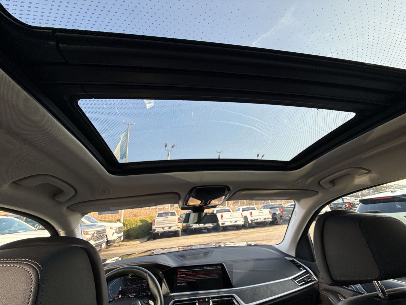 Used 2022 BMW X7 xDrive40i w/ Executive Package image 24