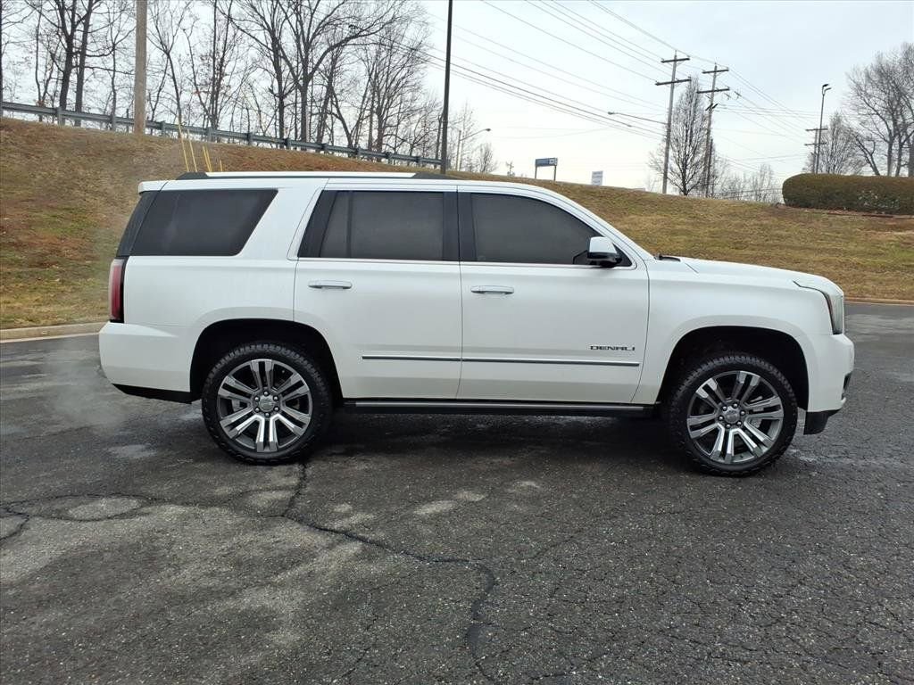 Used 2019 GMC Yukon Denali w/ Denali Ultimate Package image 2